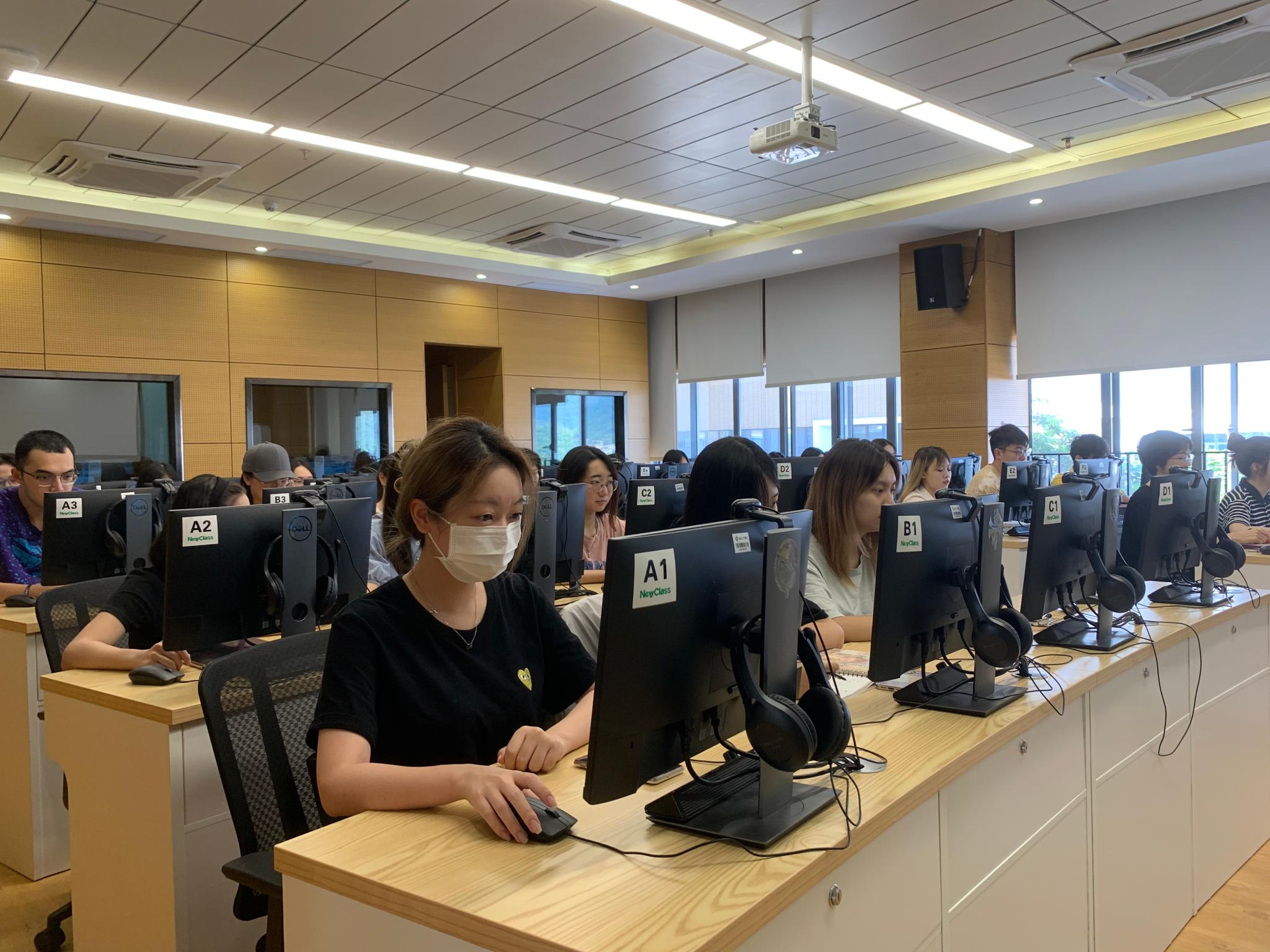 計算機(jī)輔助設(shè)備技術(shù)開發(fā) 推動教學(xué)設(shè)施現(xiàn)代化的關(guān)鍵動力